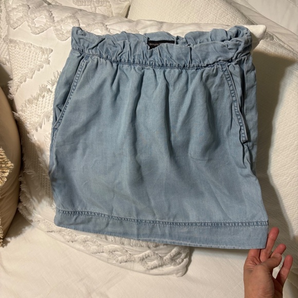 Mini skirt size XS ( like New). 18$ - Picture 7 of 9